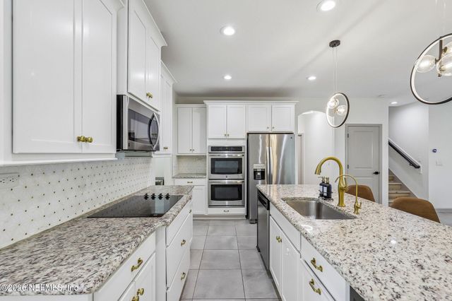 2140 EAGLE TALON Circle, Fleming Island, FL 32003