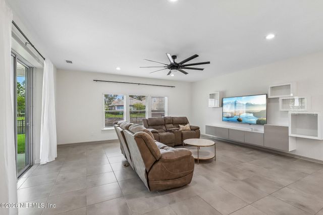 2140 EAGLE TALON Circle, Fleming Island, FL 32003