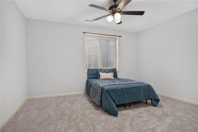 2250 Lake Pointe Drive 702, Lawrence, KS 66049