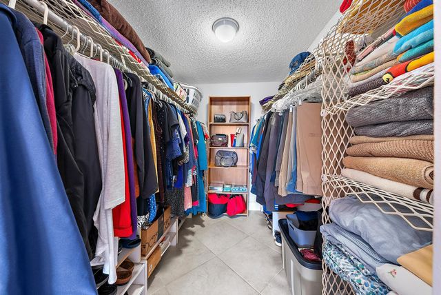 225 Bonnie Boulevard 407, Palm Springs, FL 33461