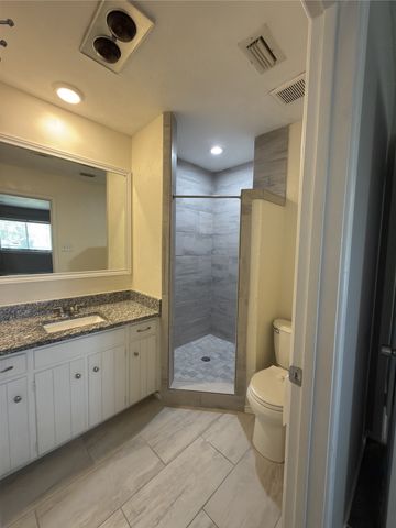 900 Prestwick Street, Bedford, TX 76022