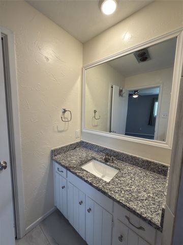 900 Prestwick Street, Bedford, TX 76022
