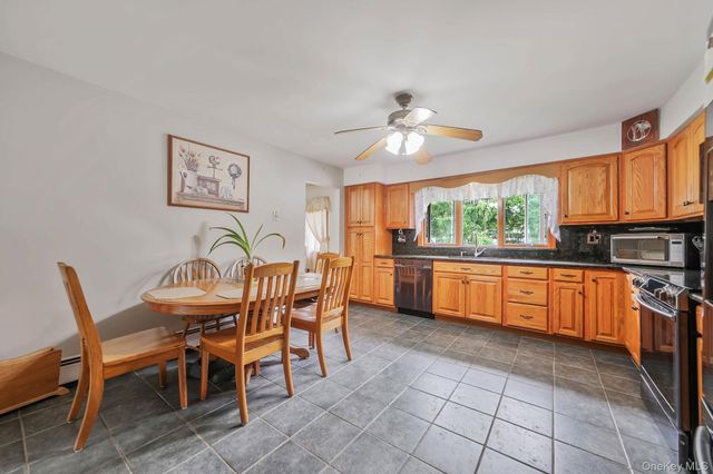 202 Waverly Avenue, Medford, NY 11763