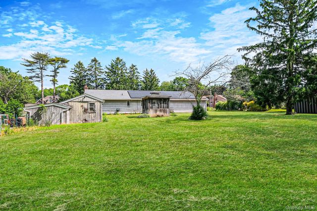 202 Waverly Avenue, Medford, NY 11763
