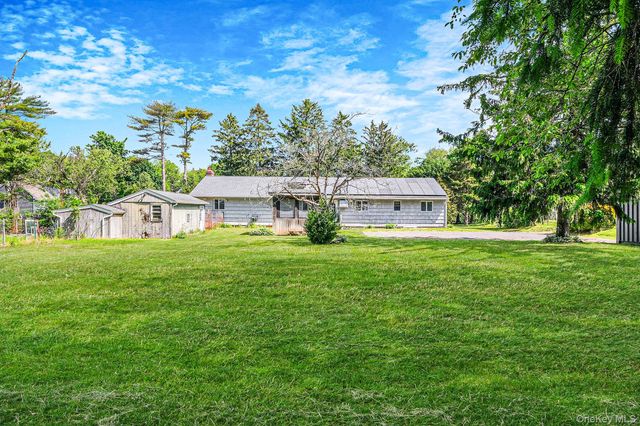 202 Waverly Avenue, Medford, NY 11763