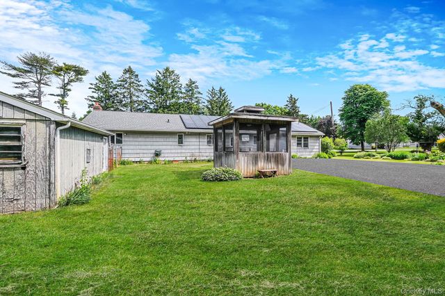 202 Waverly Avenue, Medford, NY 11763
