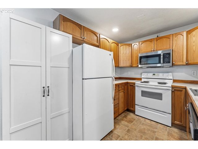 5036 Ne 57TH Ave, Portland, OR 97218