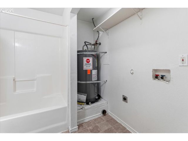 5036 Ne 57TH Ave, Portland, OR 97218