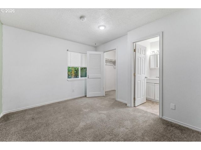 5036 Ne 57TH Ave, Portland, OR 97218