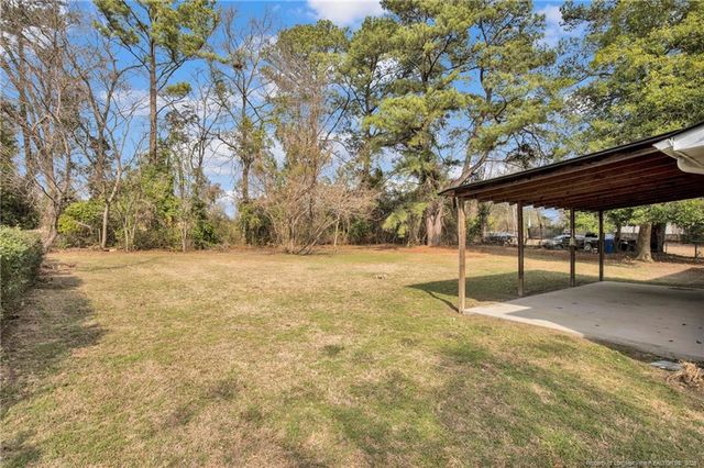 6507 Amanda Circle, Fayetteville, NC 28304