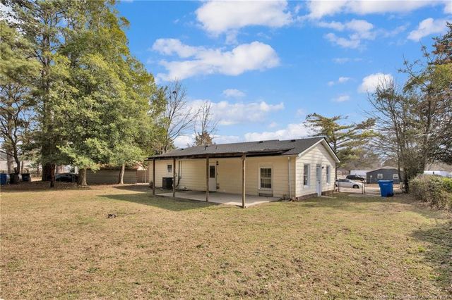 6507 Amanda Circle, Fayetteville, NC 28304