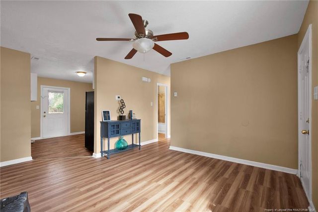 6507 Amanda Circle, Fayetteville, NC 28304