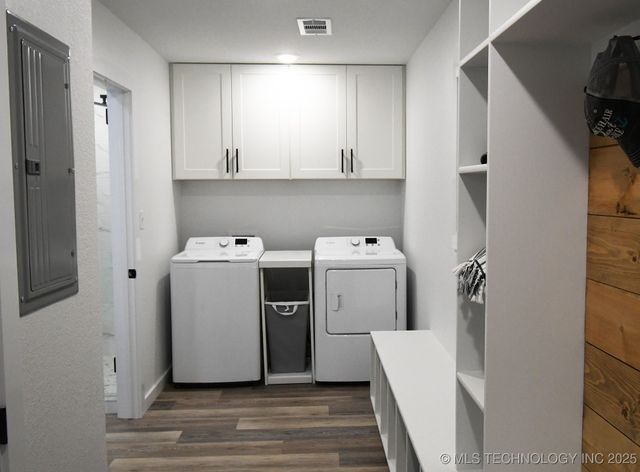 20471 W Chicken Creek Road, Cookson, OK 74427