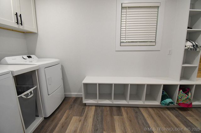 20471 W Chicken Creek Road, Cookson, OK 74427