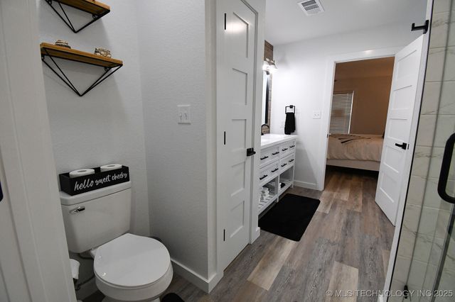 20471 W Chicken Creek Road, Cookson, OK 74427