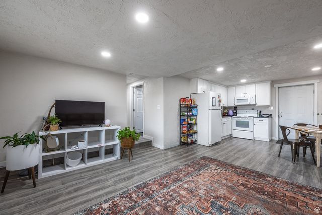 3061 W 13800 S, Bluffdale, UT 84065