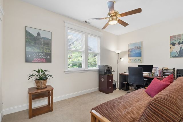 1530 W Grace Street, Chicago, IL 60613