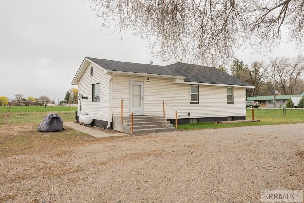 Image 1 of property listing at 344 W 350 N, Blackfoot, ID 83221