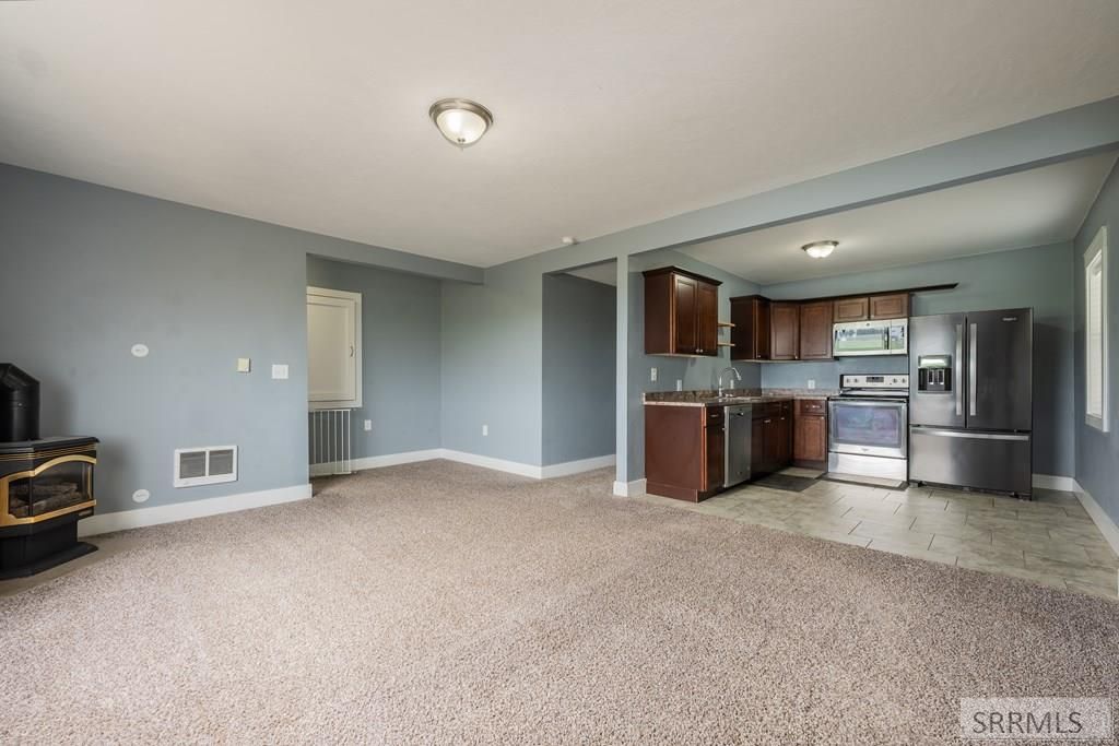 Image 3 of property listing at 344 W 350 N, Blackfoot, ID 83221