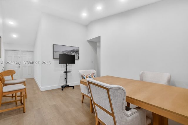 18847 NW 83rd Pl, Hialeah, FL 33015