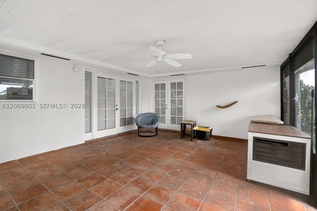 18847 NW 83rd Pl, Hialeah, FL 33015