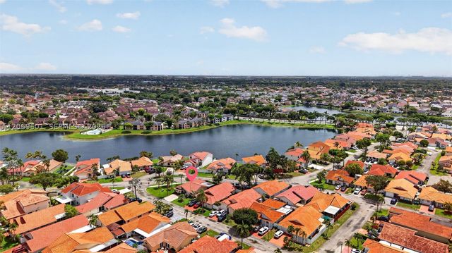 18847 NW 83rd Pl, Hialeah, FL 33015