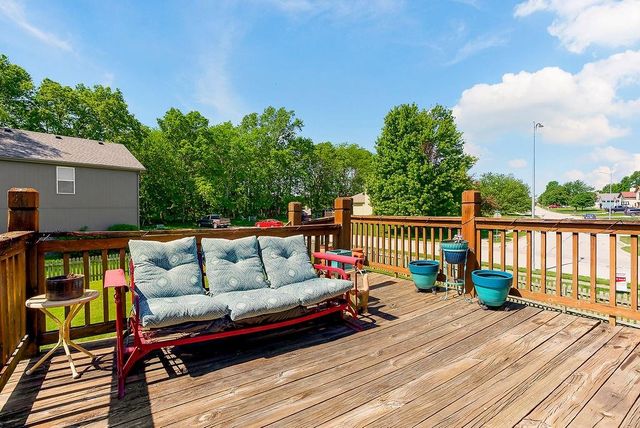 20855 W 227th Street, Spring Hill, KS 66083