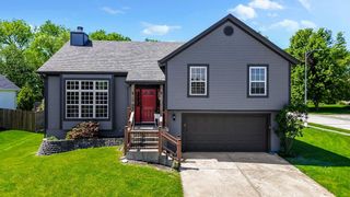 20855 W 227th Street, Spring Hill, KS 66083