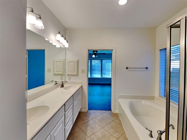 1323 Laura Hills Lane, Spring, TX 77386