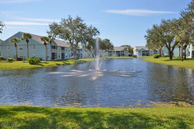 113 Wading Bird CIR W-102, Naples, FL 34110