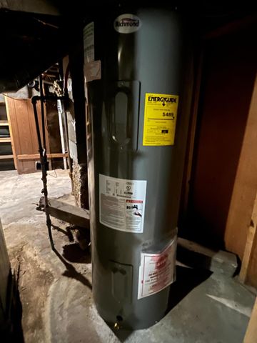 514 Adams Avenue SW, Red Lake Falls, MN 56750