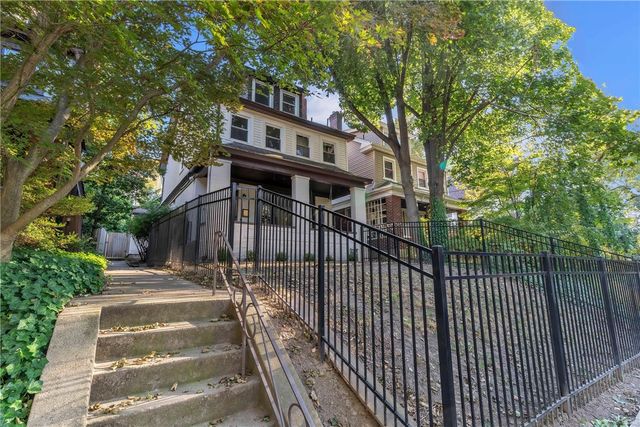 5836 Northumberland St, Squirrel Hill, PA 15217