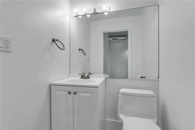 5836 Northumberland St, Squirrel Hill, PA 15217