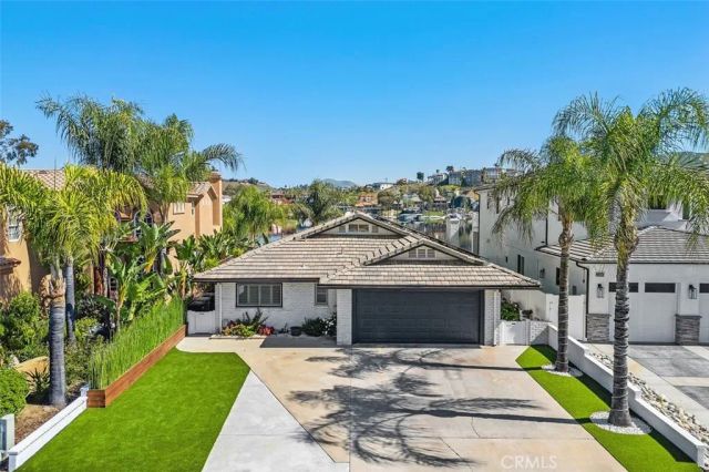 22386 Whirlaway, Canyon Lake, CA 92587