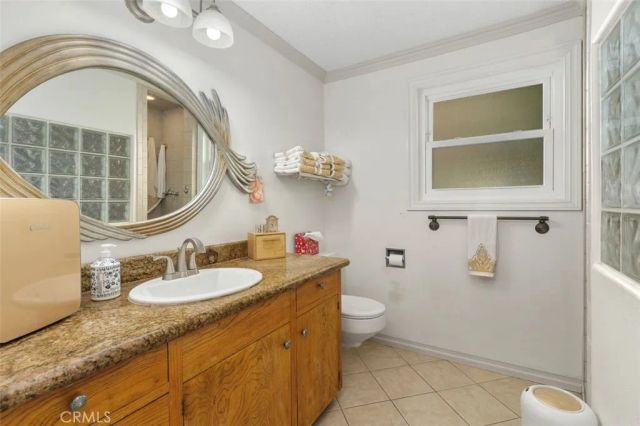 22386 Whirlaway, Canyon Lake, CA 92587