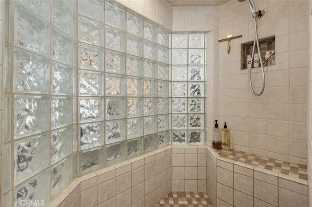 22386 Whirlaway, Canyon Lake, CA 92587