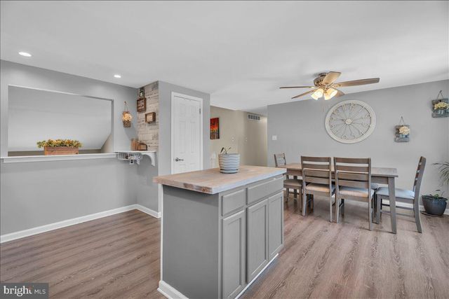 13 PELHAM RD, Marlton, NJ 08053