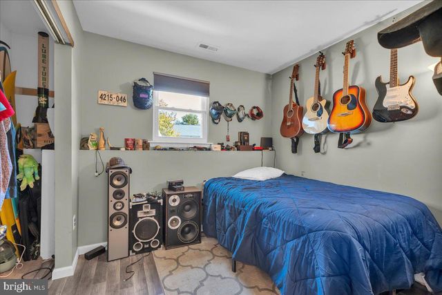 13 PELHAM RD, Marlton, NJ 08053