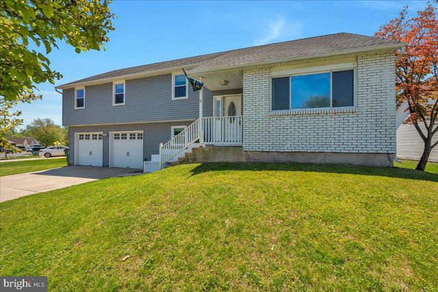 13 PELHAM RD, Marlton, NJ 08053