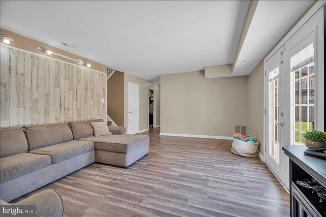 13 PELHAM RD, Marlton, NJ 08053