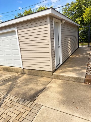 618 E 91st Street, Chicago, IL 60619