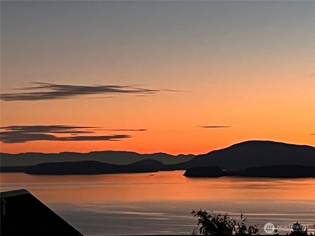 414 S Clarkwood Drive, Bellingham, WA 98225