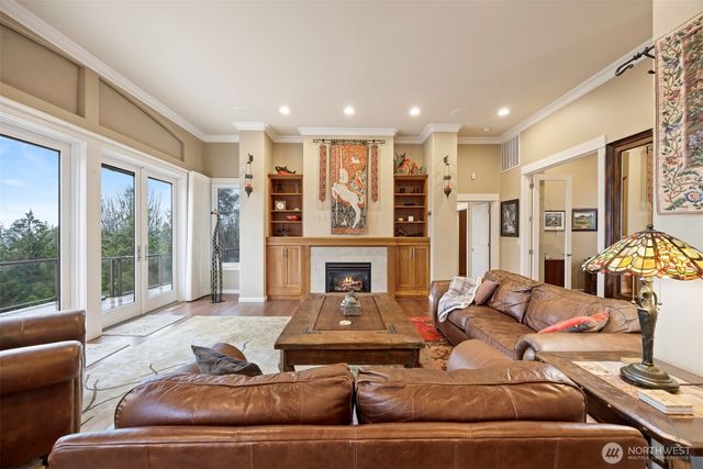 414 S Clarkwood Drive, Bellingham, WA 98225