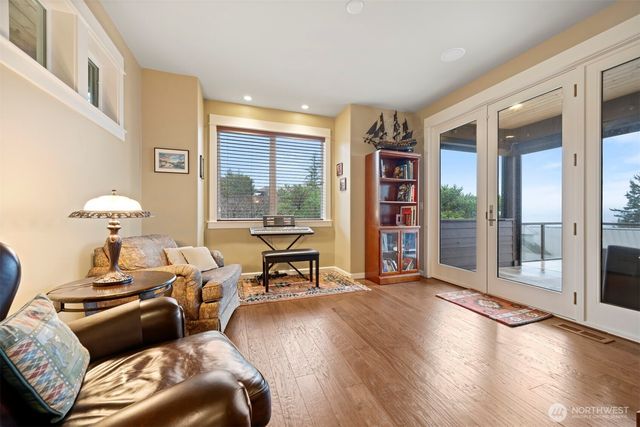 414 S Clarkwood Drive, Bellingham, WA 98225