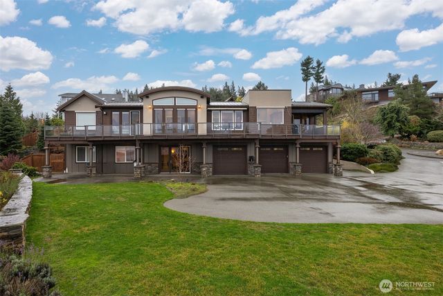414 S Clarkwood Drive, Bellingham, WA 98225
