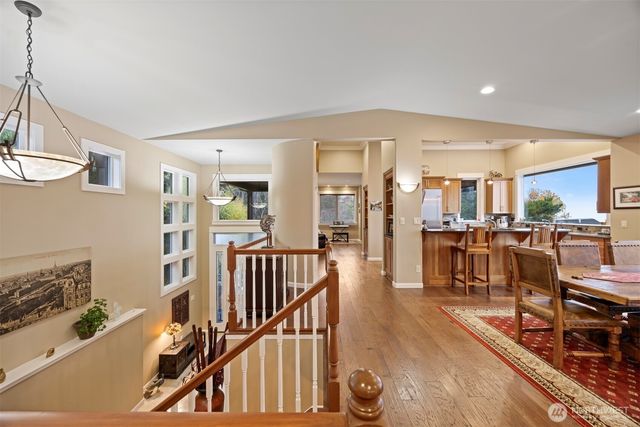 414 S Clarkwood Drive, Bellingham, WA 98225