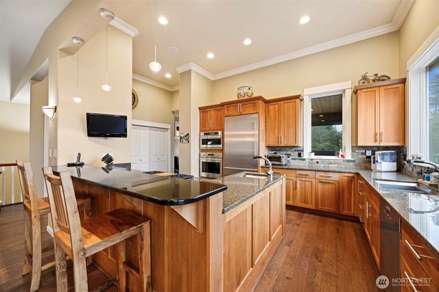 414 S Clarkwood Drive, Bellingham, WA 98225