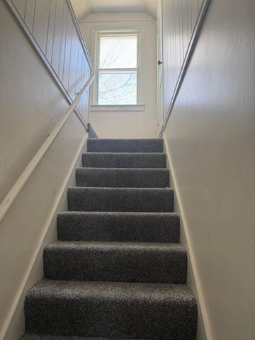 19421 Elkhart Street, Harper Woods, MI 48225