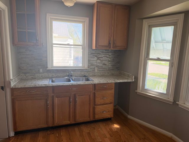 19421 Elkhart Street, Harper Woods, MI 48225