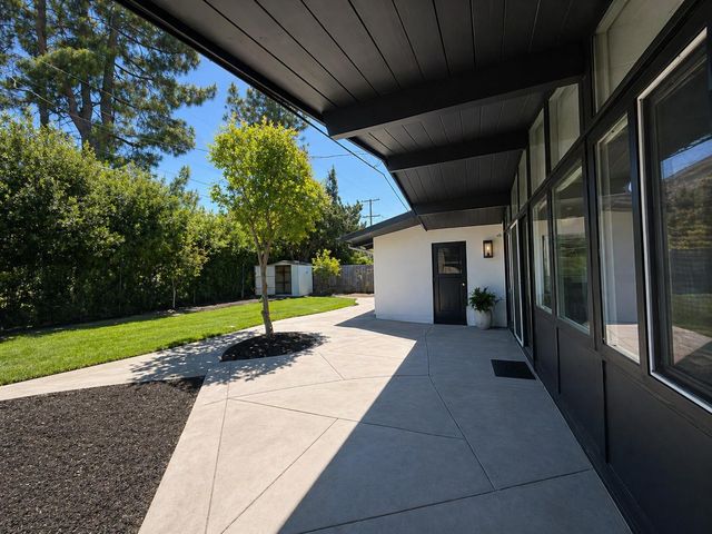 3814 N Stanislaus St, Stockton, CA 95204